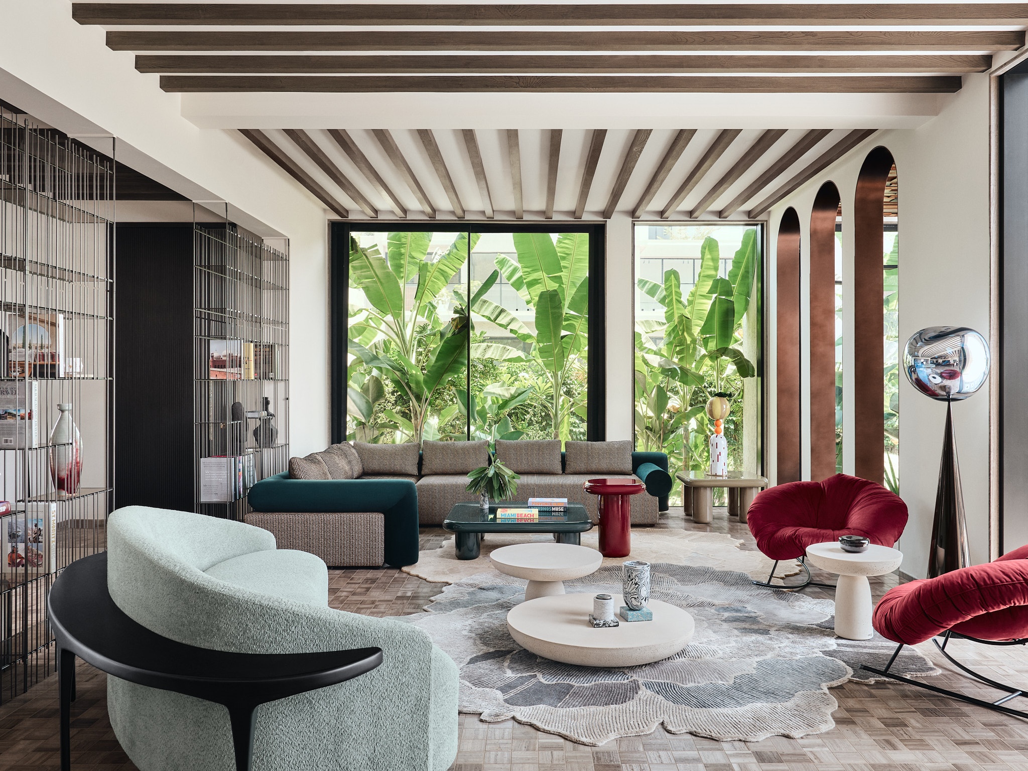 What Should Be Considered When Customizing Hotel Furniture? 